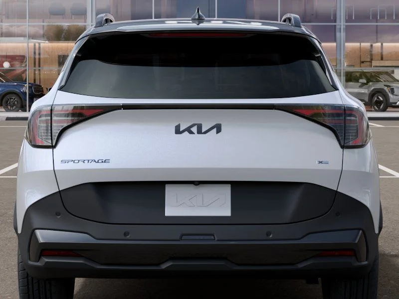 Used 2027 White Kia X-Line image 13