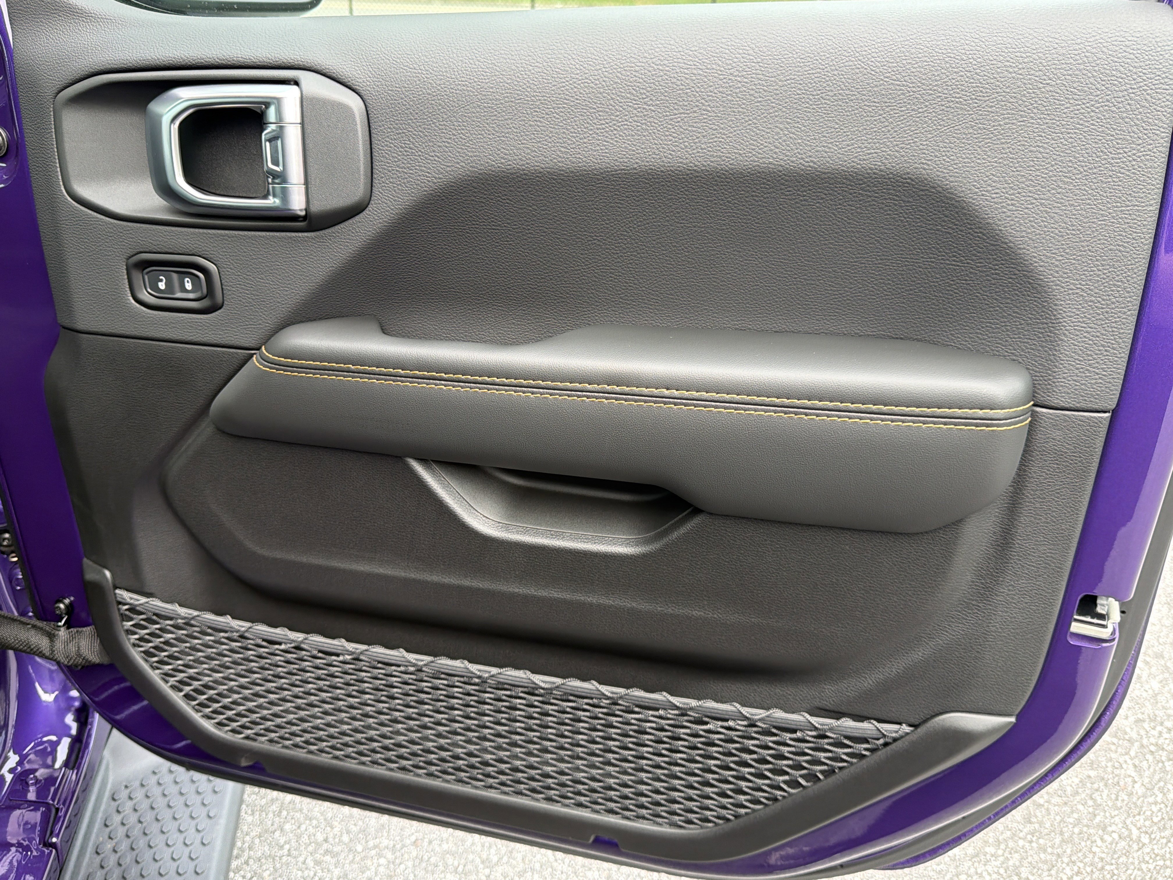 New 2026 Reign Exterior Paint Jeep Sahara image 17