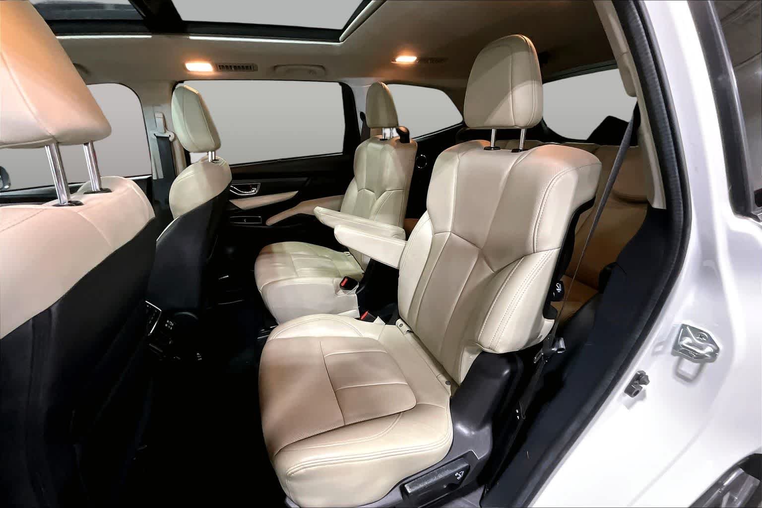 Used 2023 Crystal White Pearl Subaru Limited image 21