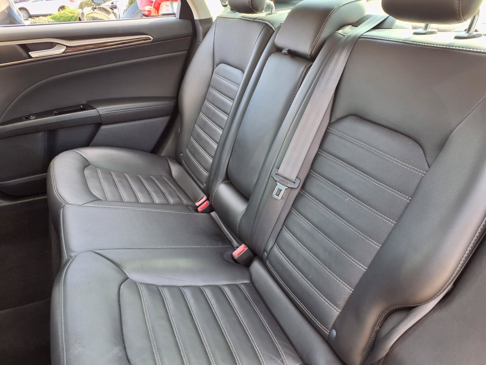 Used 2015 Bronze Fire Metallic Tinted Clearcoat Ford SE image 8