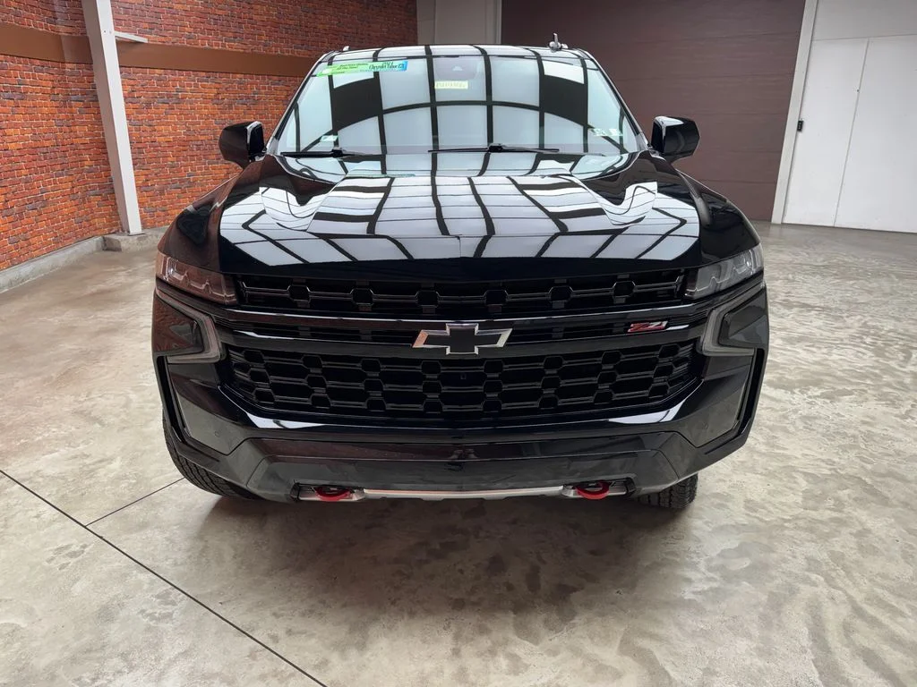 Used 2024 Black Chevrolet Z71 image 8