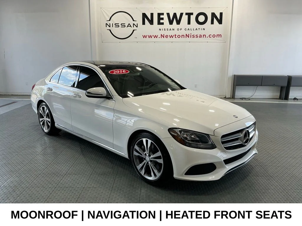 2016 Mercedes-Benz C-Class C300's photo