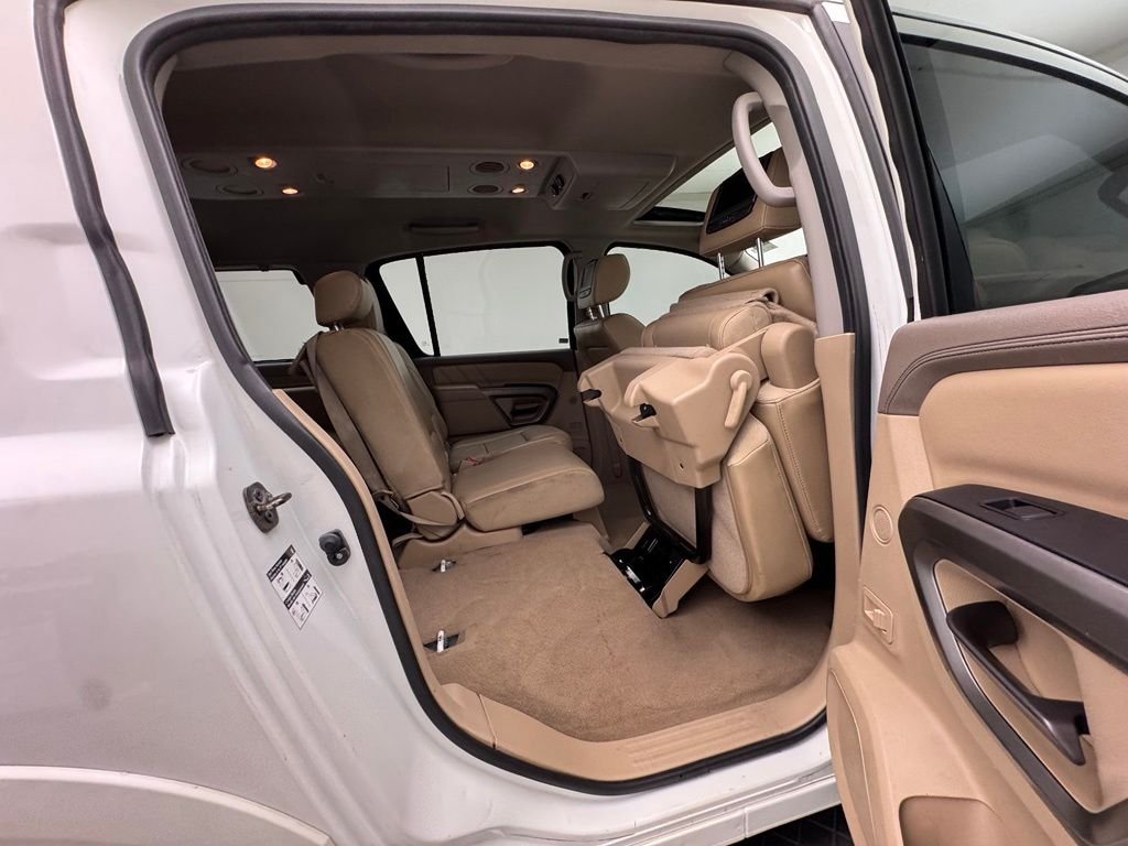 Used 2015 Pearl White Nissan Platinum image 14