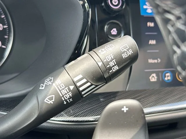 Used 2021 Blue Buick Essence image 24