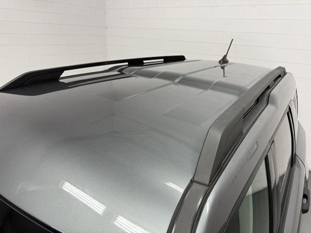 Used 2023 Gray Ford Base image 10