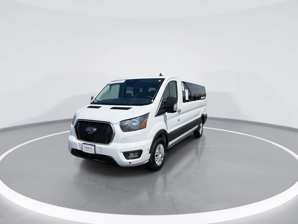 Used 2024 White Ford XLT image 4