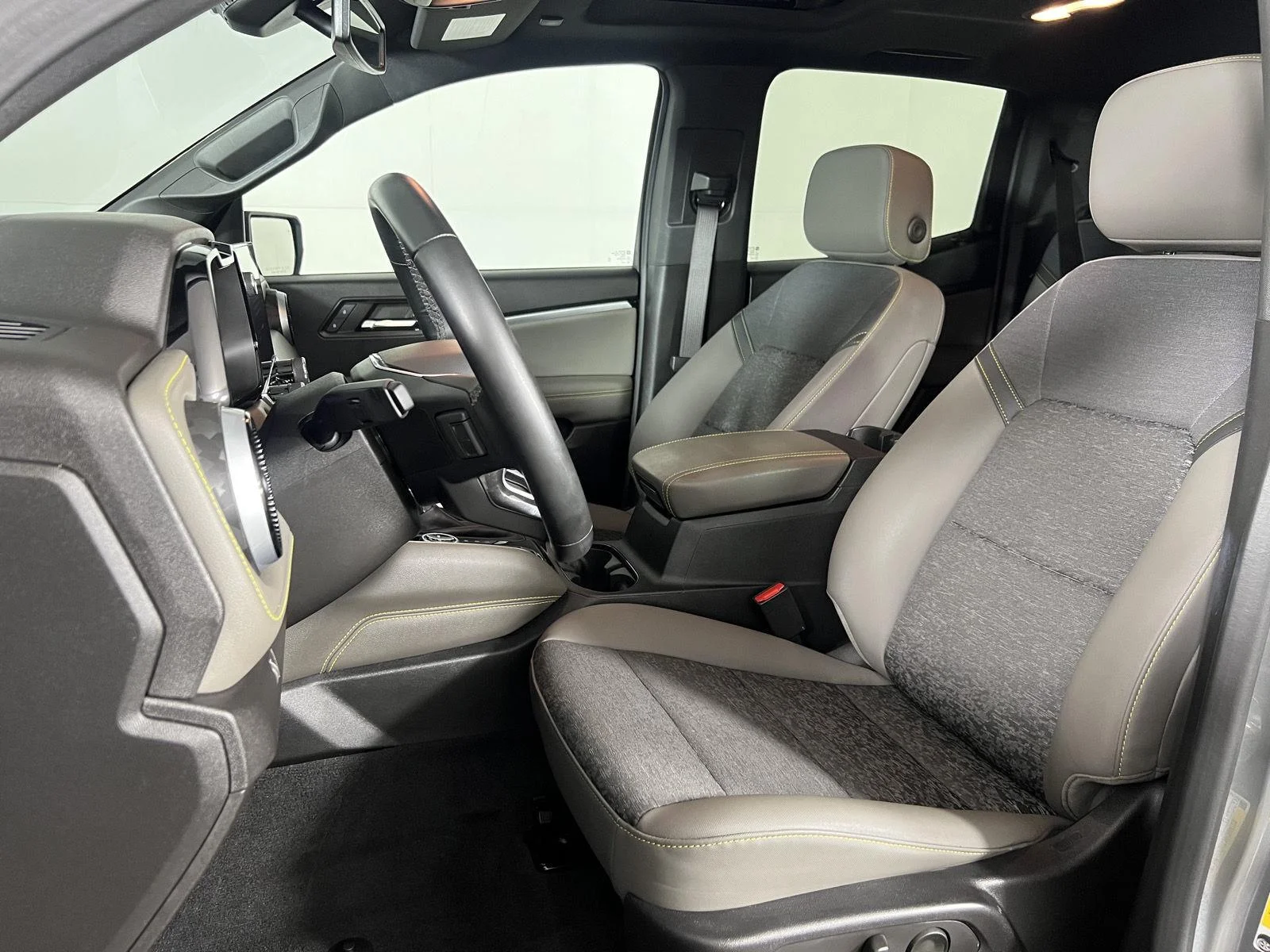 Used 2024 Sterling Gray Metallic Chevrolet ZR2 image 14