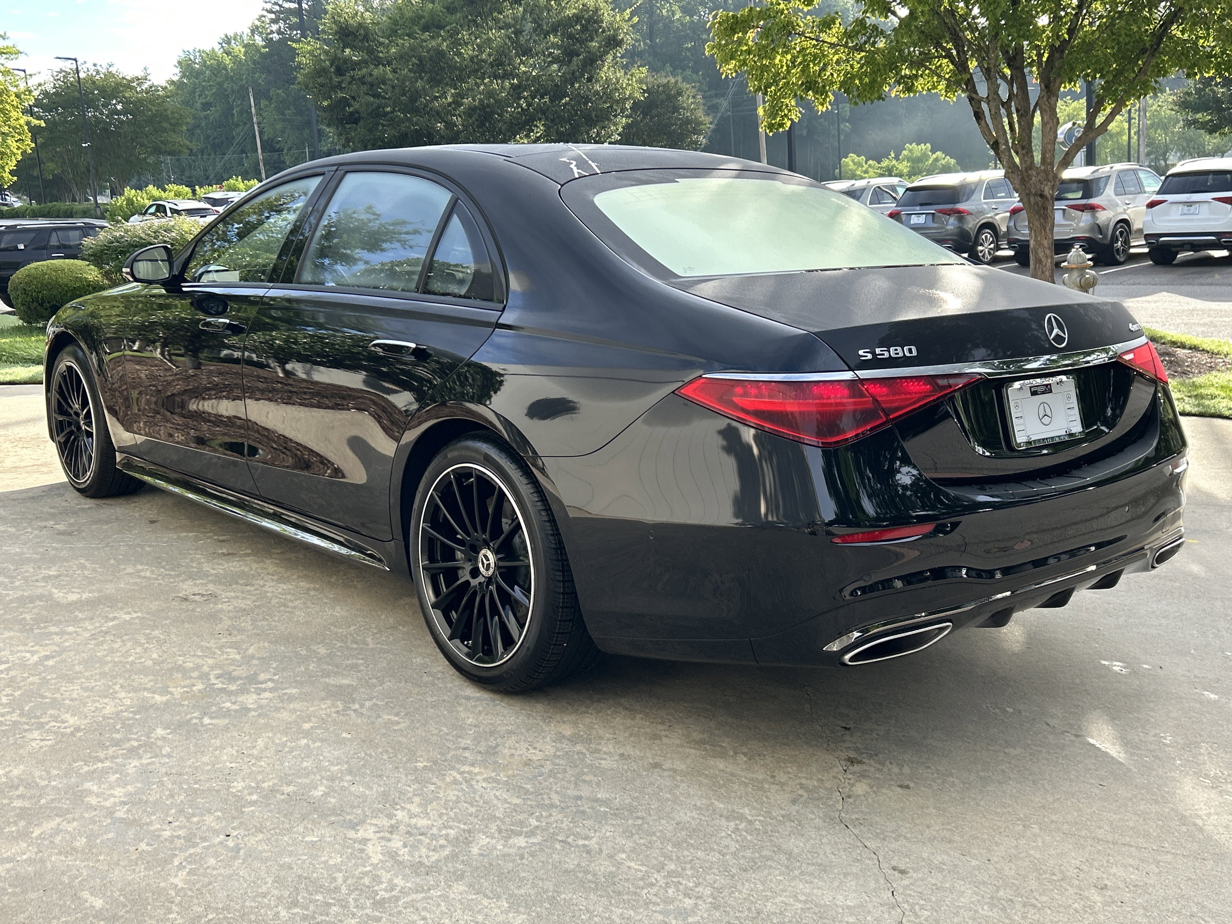 Certified Used 2023 Black Mercedes-Benz S 580 4MATIC® Sedan image 12