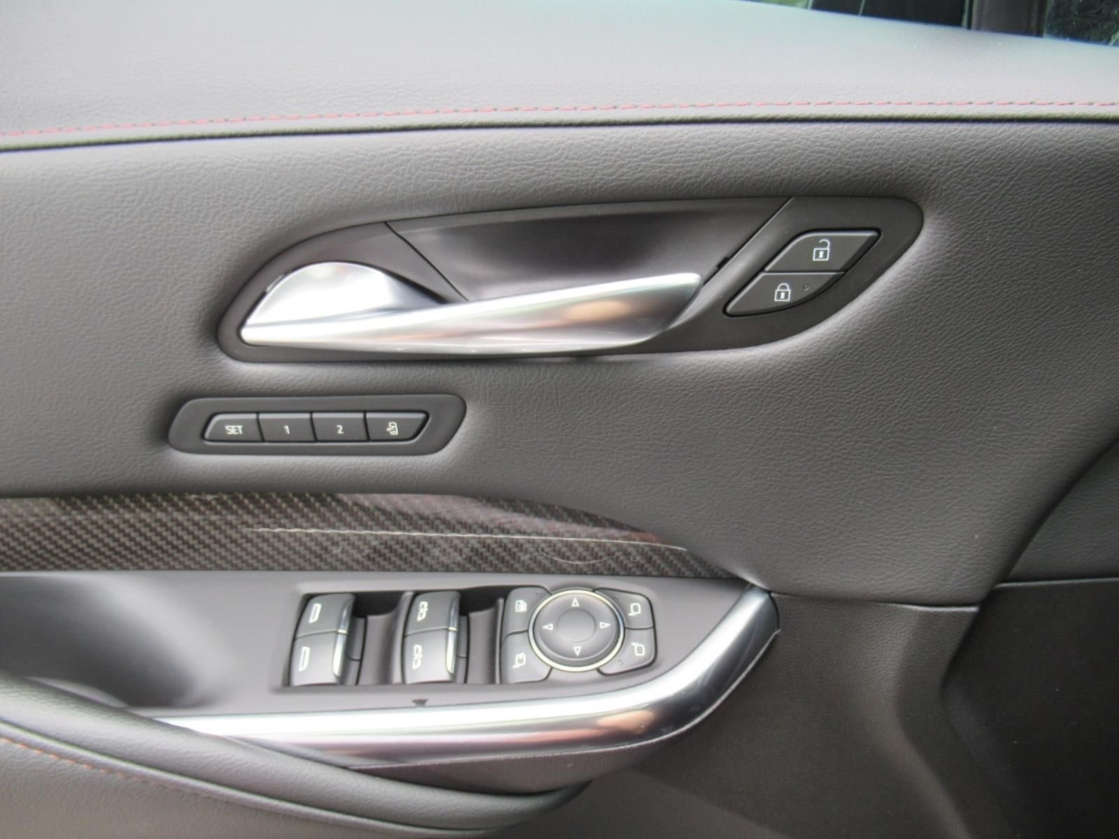 Used 2022 Black Cadillac Sport image 19