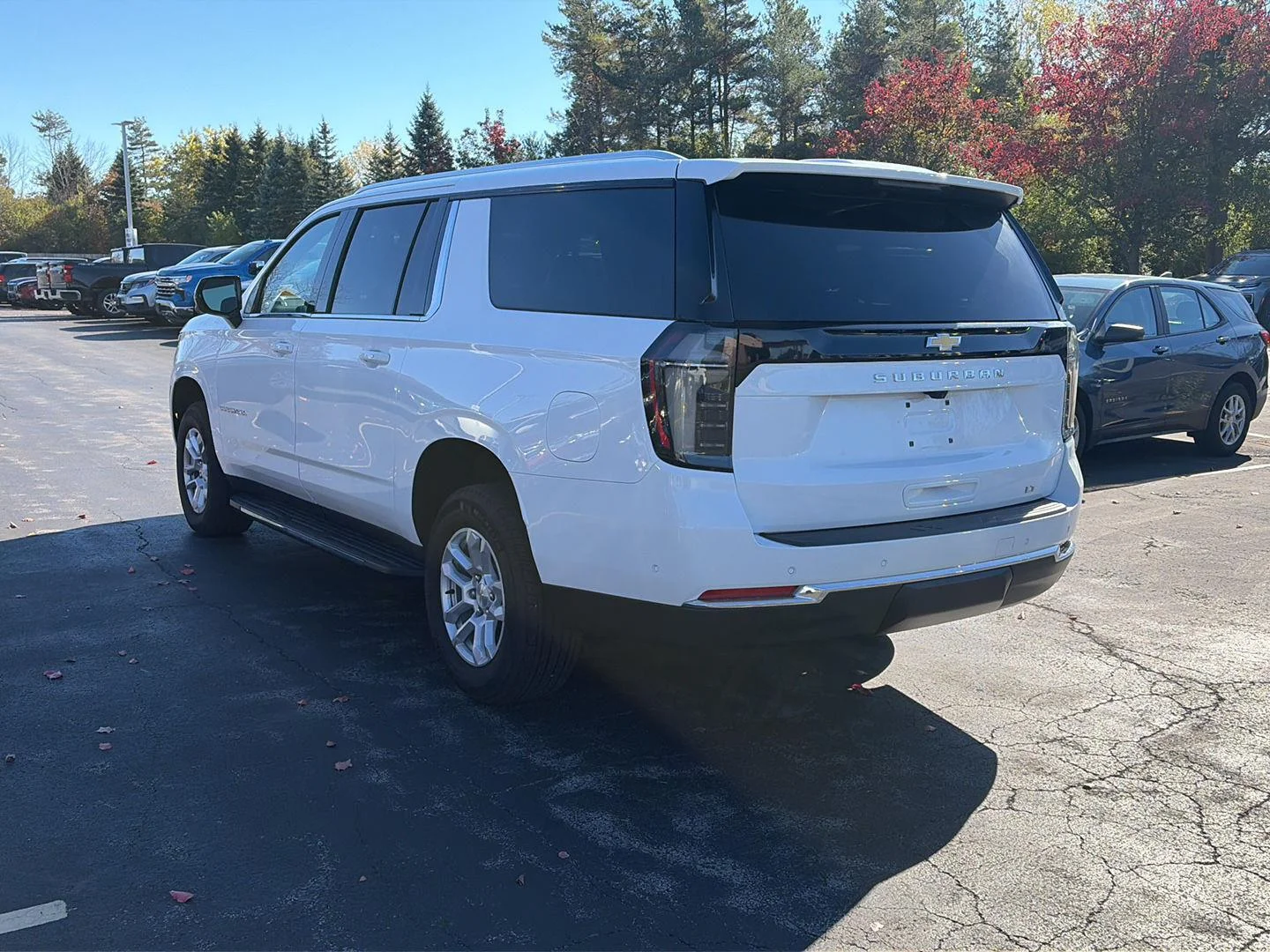 Used 2026 Summit White Chevrolet LT image 5