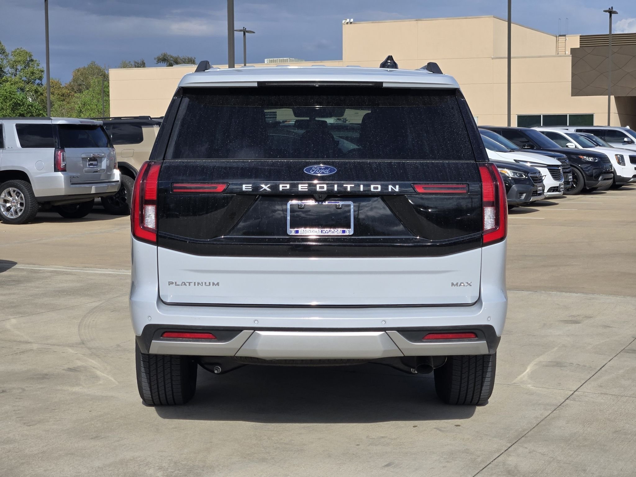 Used 2026  Ford Platinum image 7