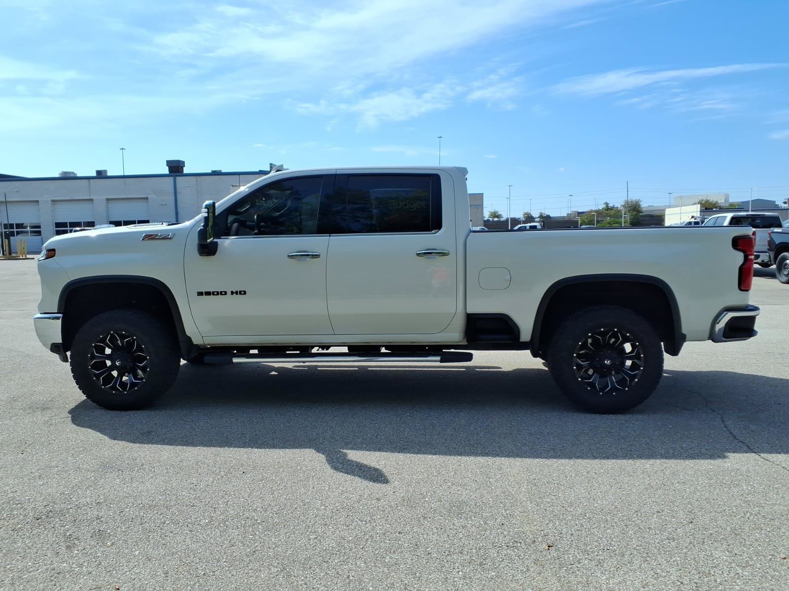 Used 2024 Summit White Chevrolet LTZ image 4
