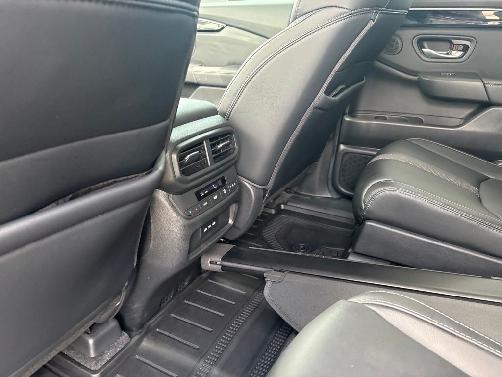 Used 2025 Black Honda Touring image 25