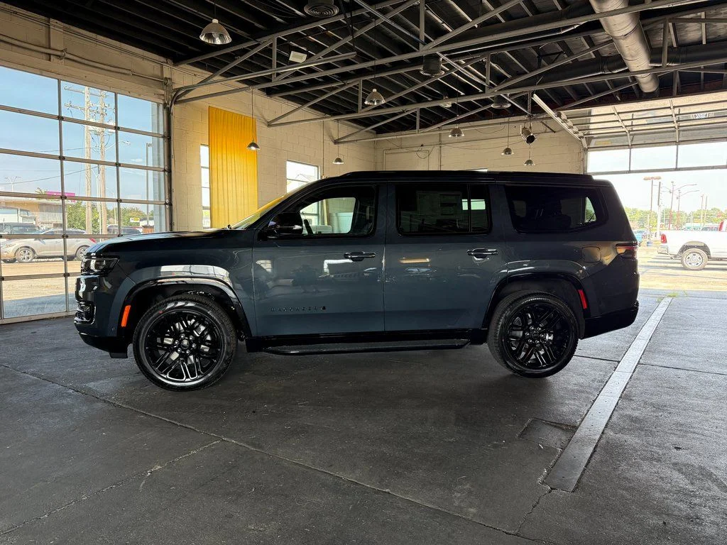 New 2025 Gray Jeep Series II image 4