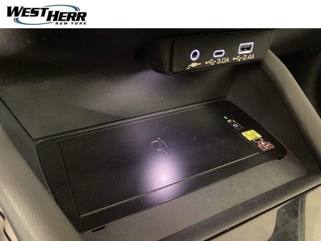 Used 2025 Brilliant Bronze Metallic Subaru Premium image 4
