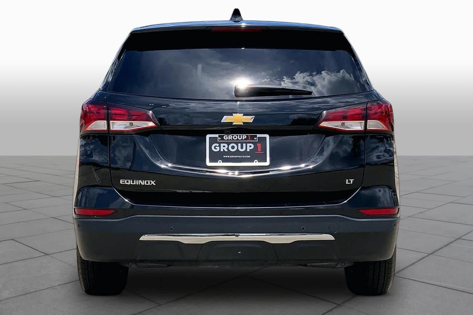 Used 2024 Mosaic Black Metallic Chevrolet LT image 5