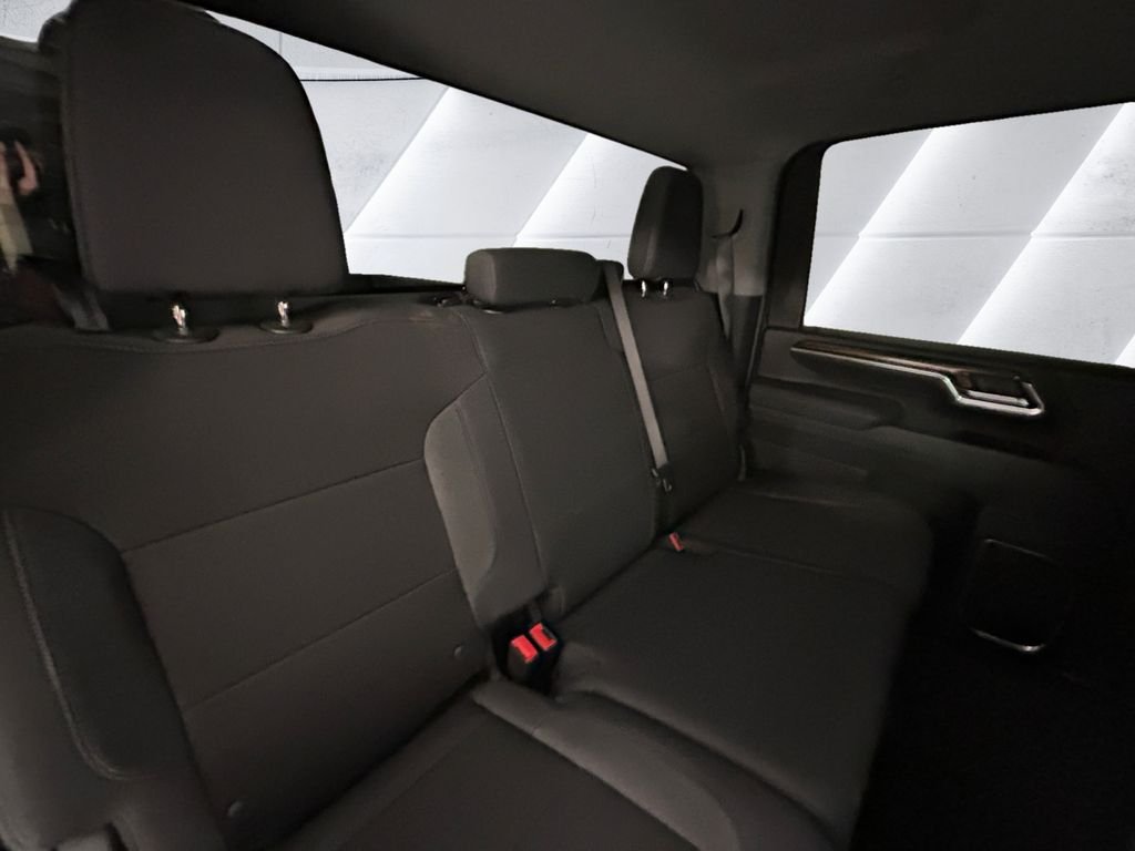 Used 2025 Black Chevrolet LT image 16