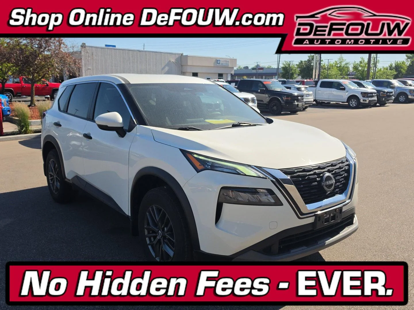 2022 Nissan Rogue S FWD's photo