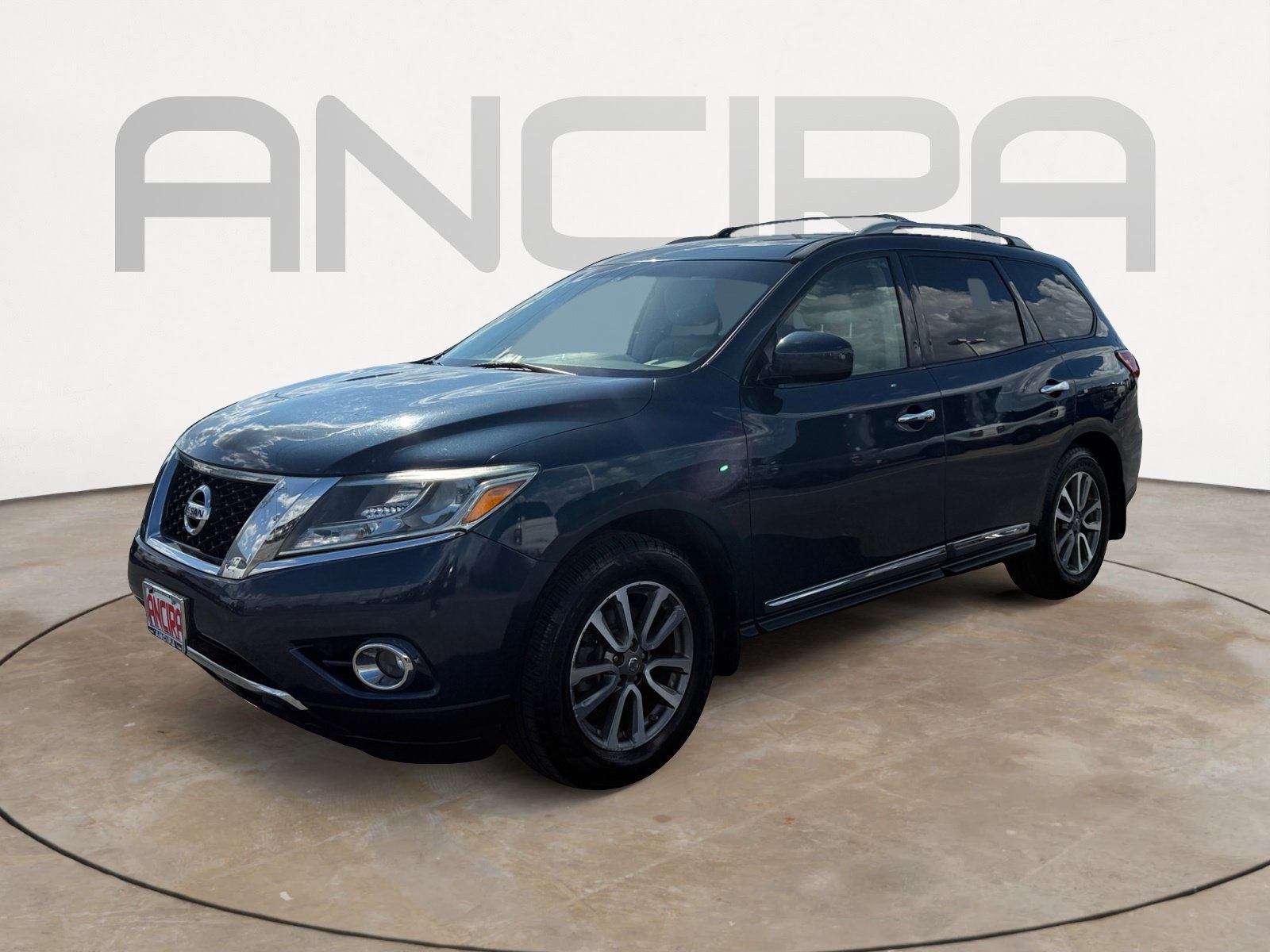 Used 2013 Arctic Blue Metallic Nissan SL image 3