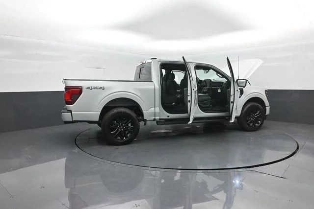 New 2026 White Ford XLT image 21