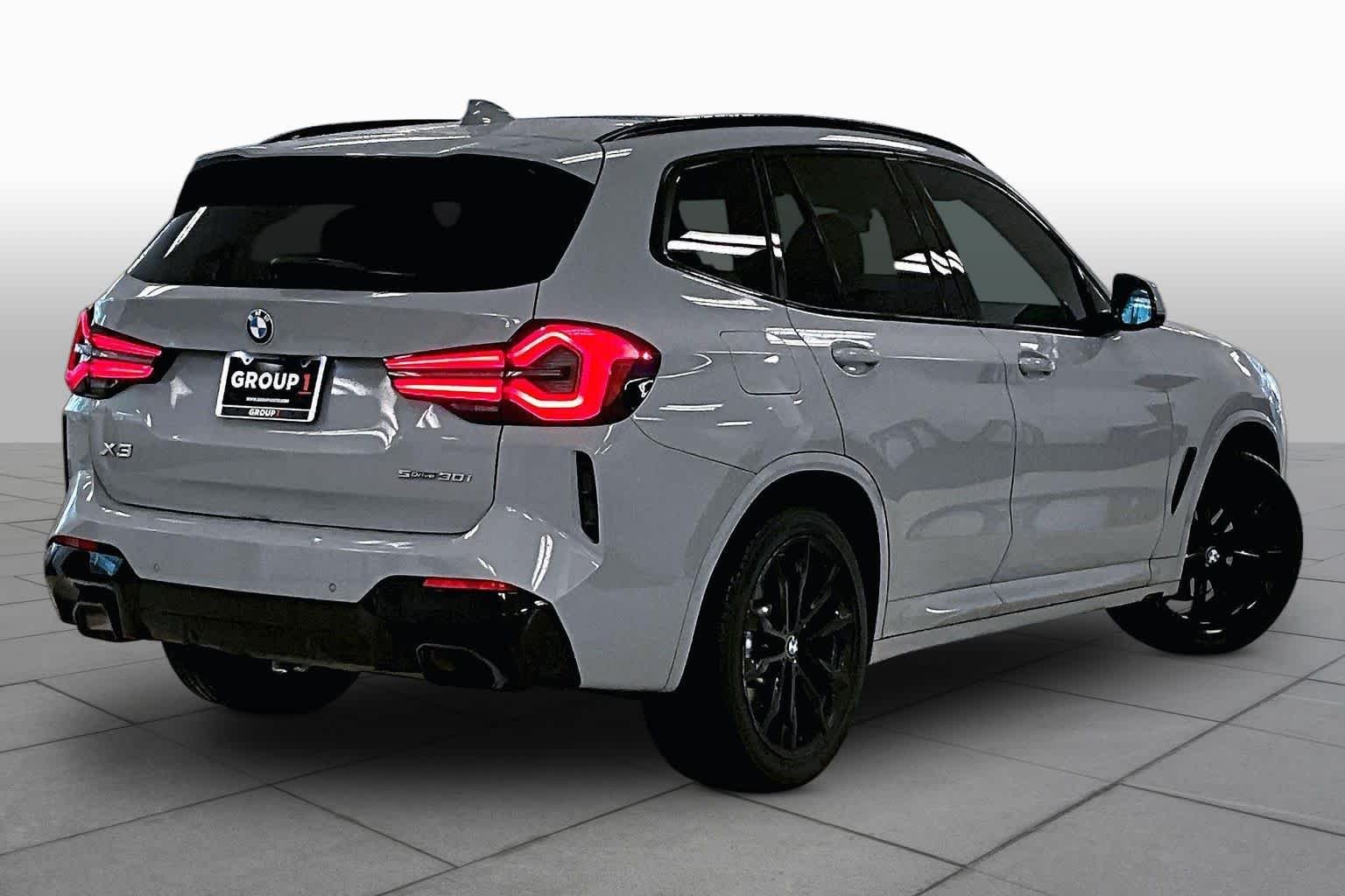 Used 2024 Brooklyn Grey Metallic BMW sDrive30i image 12