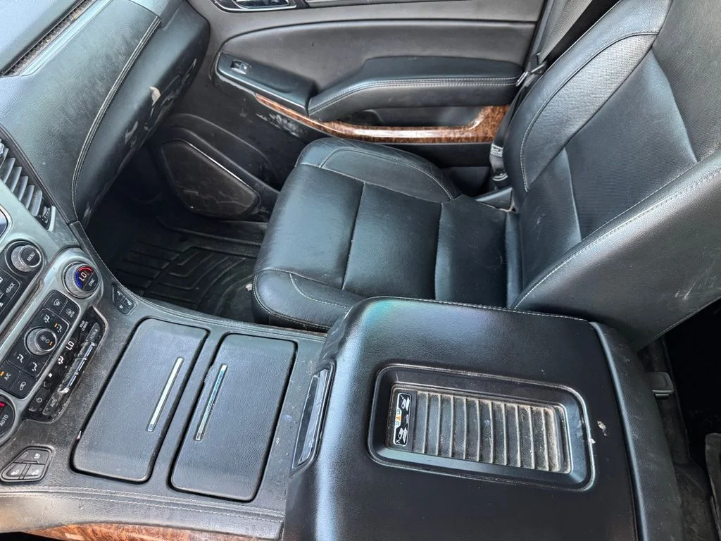 Used 2020 Summit White Chevrolet Premier image 21