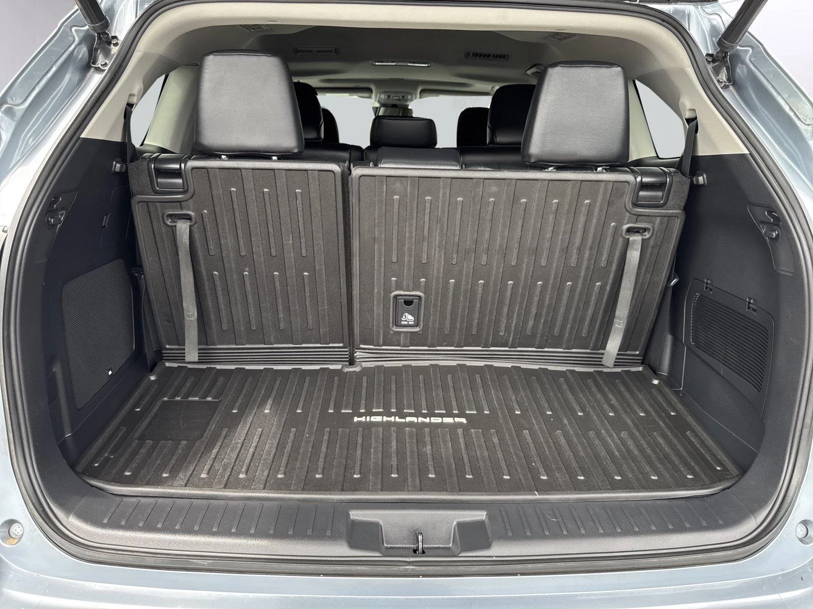 Used 2021 Moondust Toyota Limited image 35