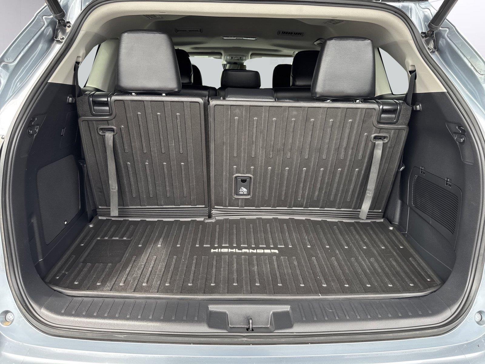 Used 2021 Moondust Toyota Limited image 35