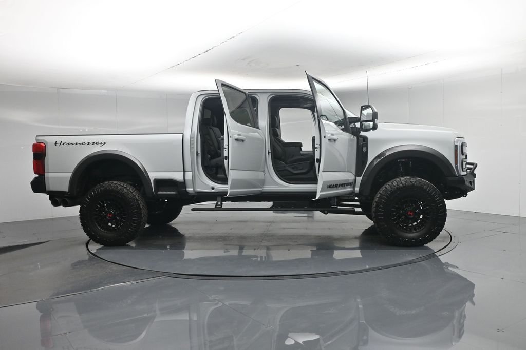 New 2026 Avalanche Ford Lariat image 4