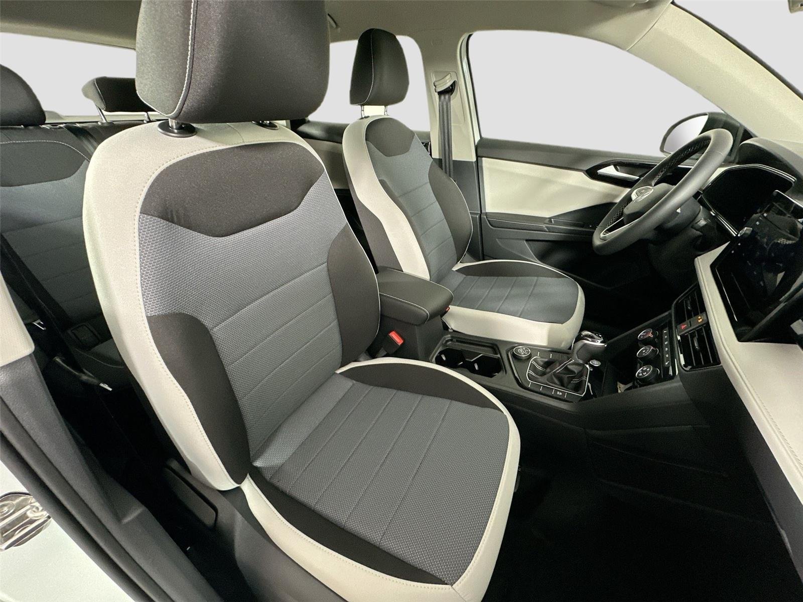 New 2026 Pure White Volkswagen S image 23