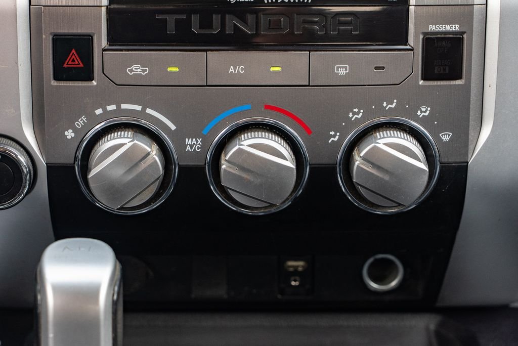 Used 2016 Magnetic Gray Metallic Toyota SR5 image 13