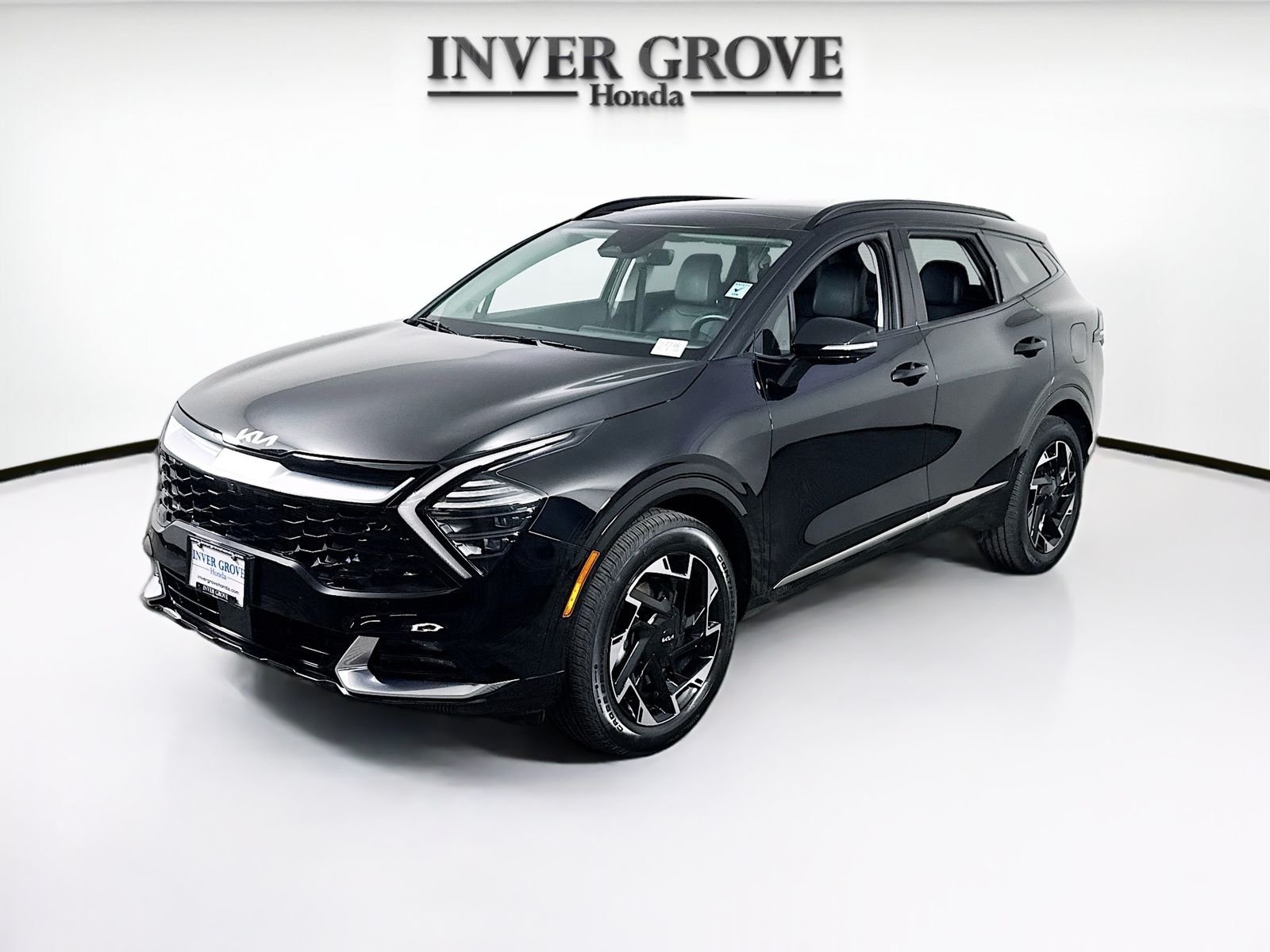 Used 2023 Ebony Black Kia SX-Prestige image 1