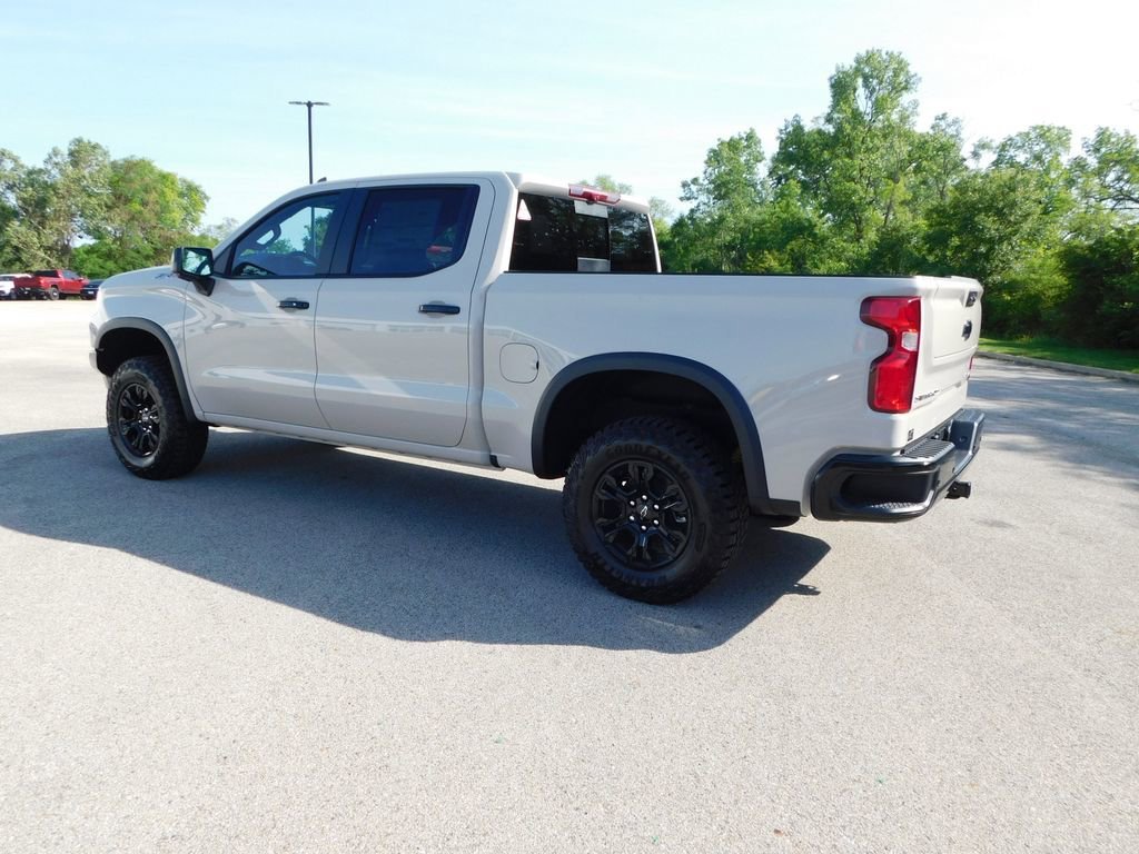 2026 Chevrolet Silverado 1500 ZR2 - Photo 10