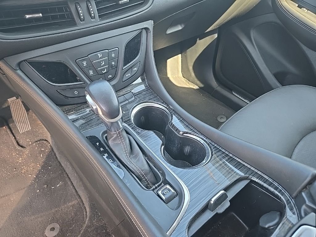 Used 2017 White Buick Essence image 15