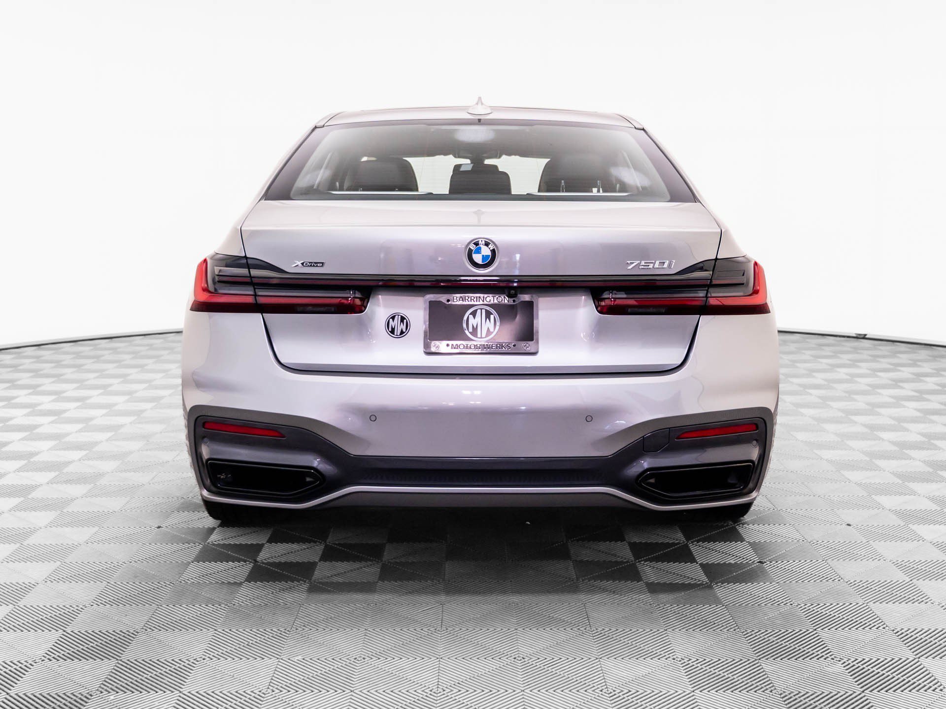 Used 2022 Donington Grey Metallic BMW 750i xDrive image 5
