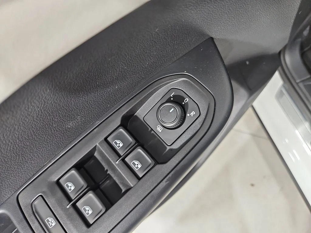 2026 Volkswagen Taos SE - Photo 11