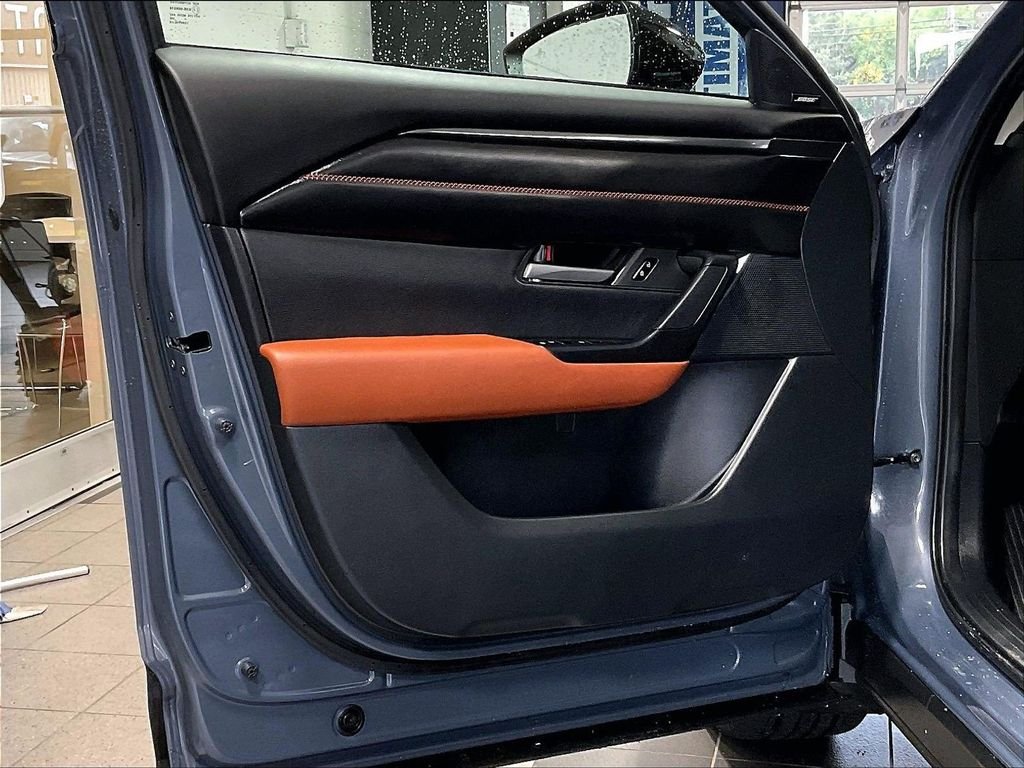 Used 2025 Gray Mazda 2.5 Turbo Premium Package image 9