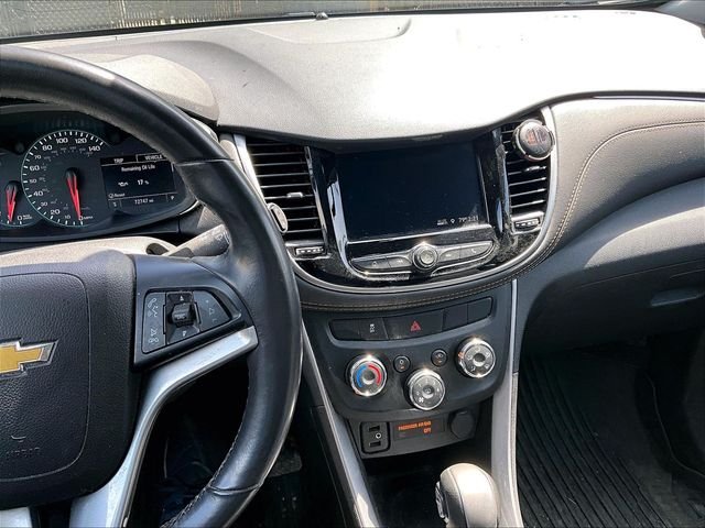 Used 2022 Gray Chevrolet LT image 8