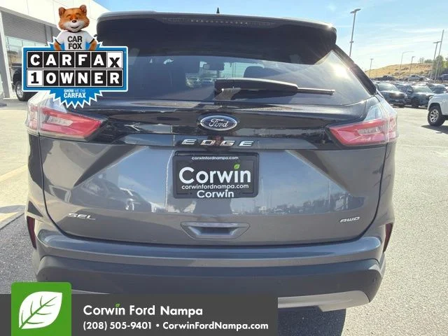 Used 2024 Gray Ford SEL image 7