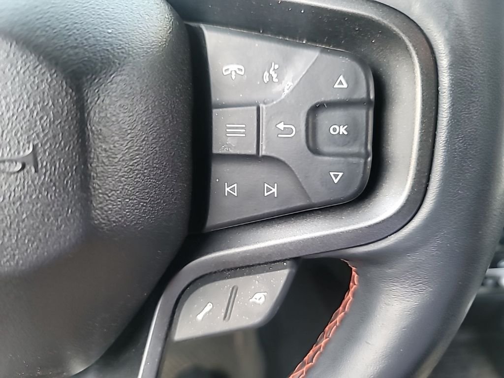 Used 2024 Gray Ford Raptor image 27