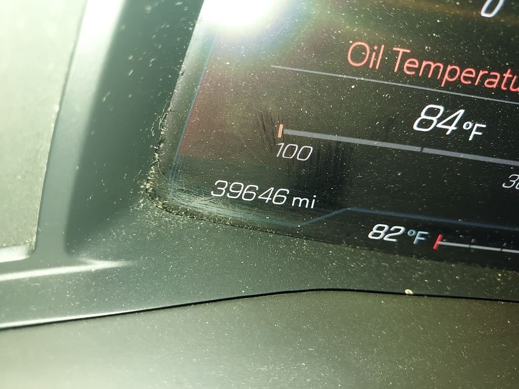 Used 2021 Red Chevrolet Stingray image 19
