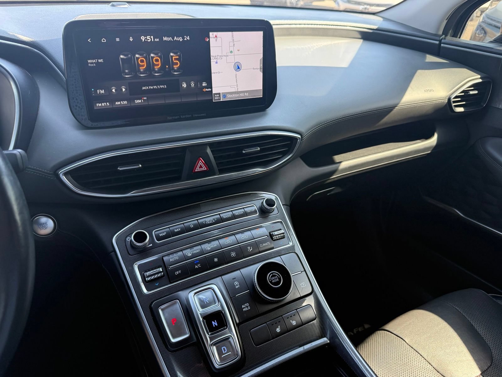 2022 Hyundai Santa Fe SEL - Photo 22