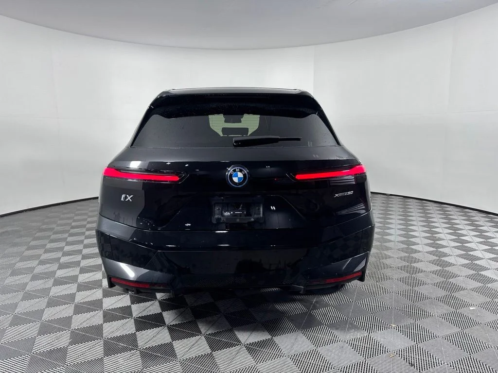 Certified Used 2024 Black BMW xDrive50 image 6