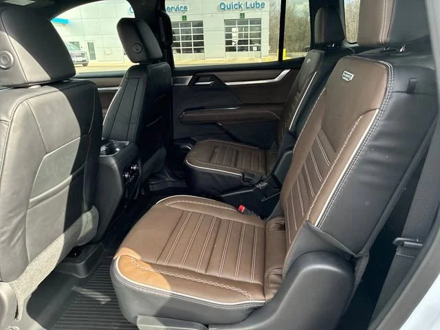 New 2026 Glacier White Tricoat GMC Denali Ultimate image 14