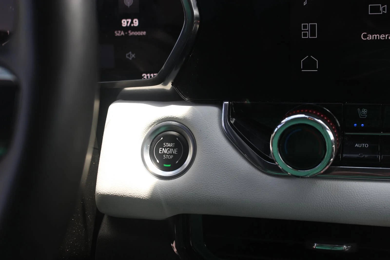 Used 2024 Summit White GMC AT4X image 24