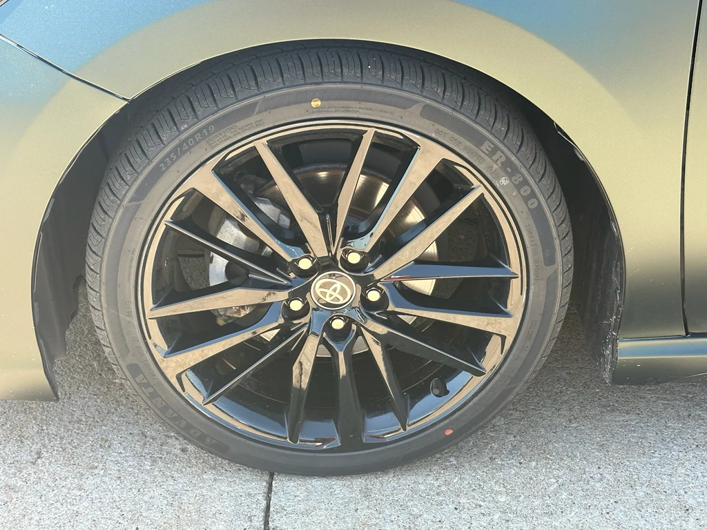 Used 2022  Toyota XSE V6 image 8