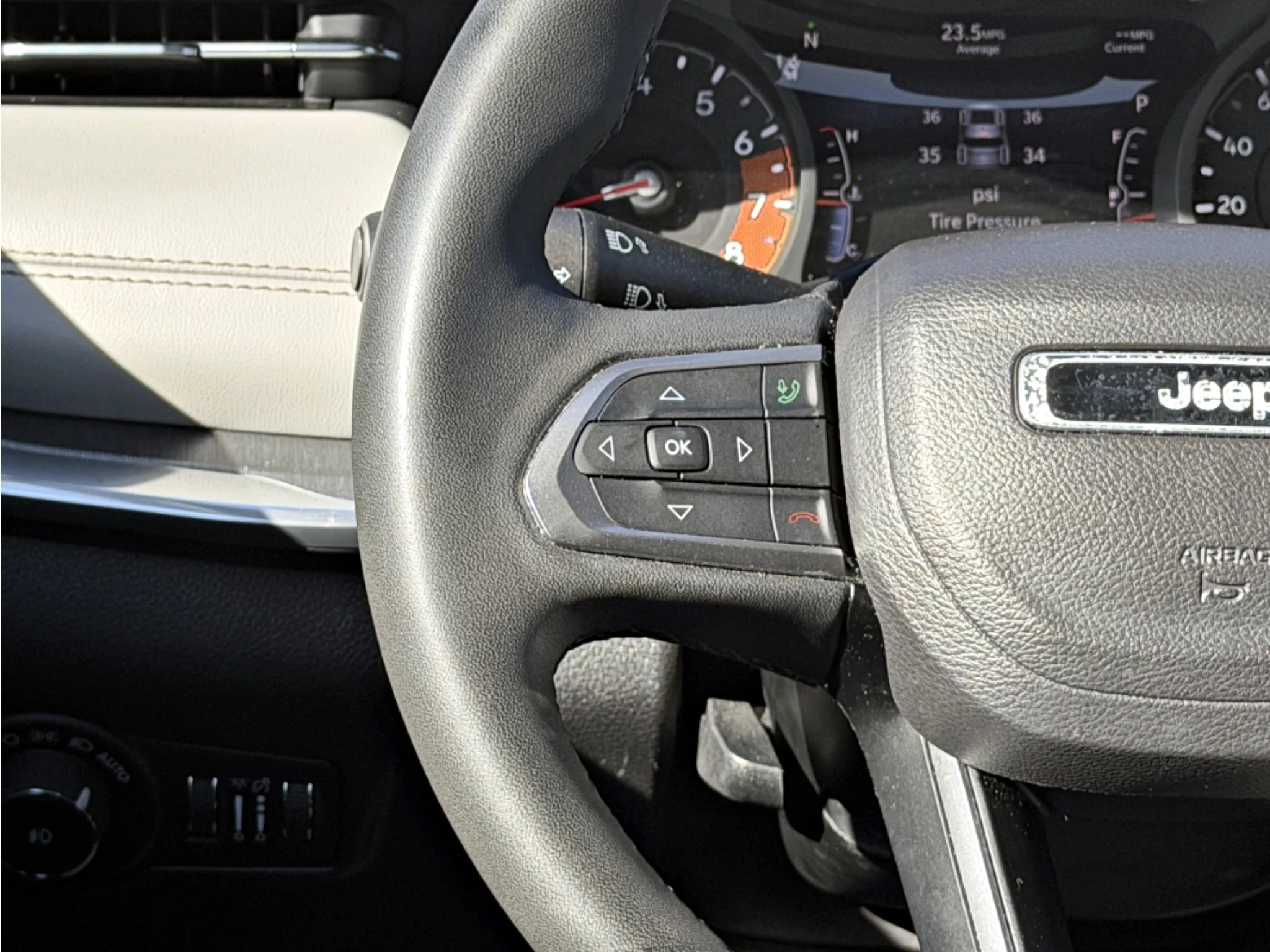 Used 2024 Baltic Gray Metallic Clearcoat Jeep Limited image 14