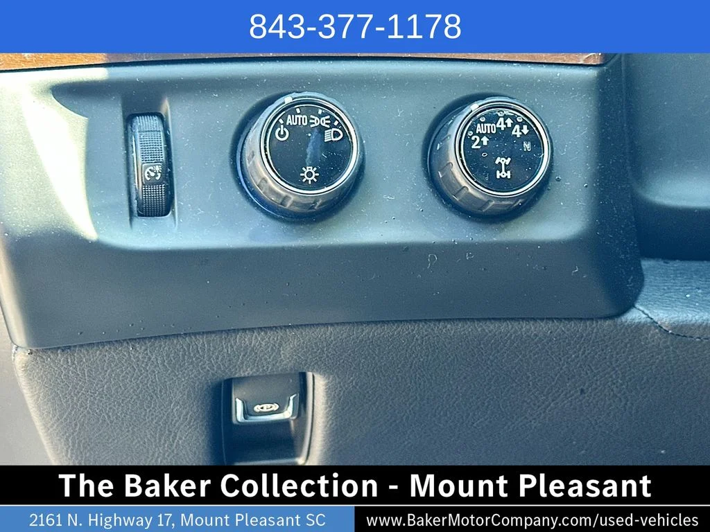 Used 2020 Crystal White Tricoat Cadillac Premium Luxury image 10