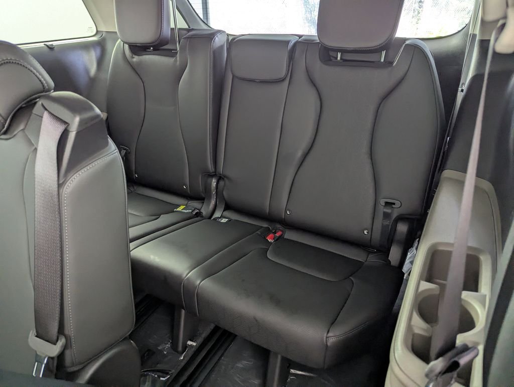2026 Kia Carnival EX - Photo 29