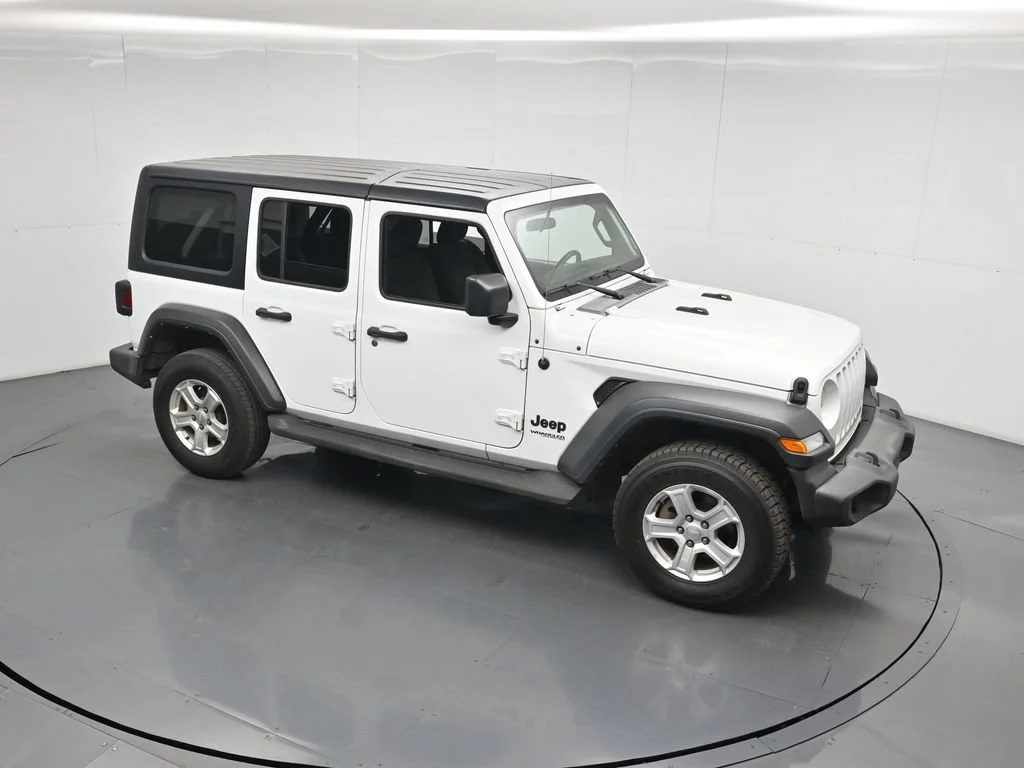 Used 2022 White Jeep Unlimited Sport S image 13
